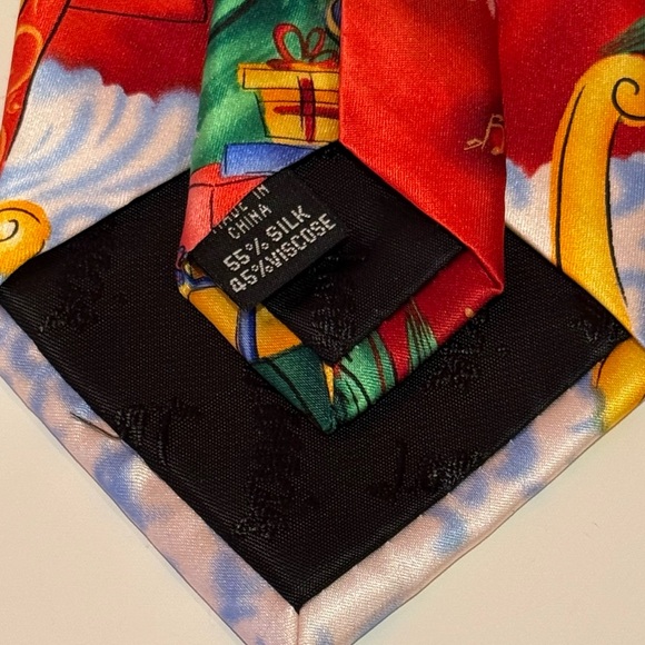 J. Garcia Jerry Garcia Festive Santa Christmas Tie - Picture 6 of 6